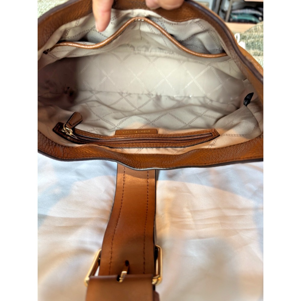 Michael Kors Lillian Leather Shoulder Bag Brown Pebbled Studded Buckle - Picture 7 of 13